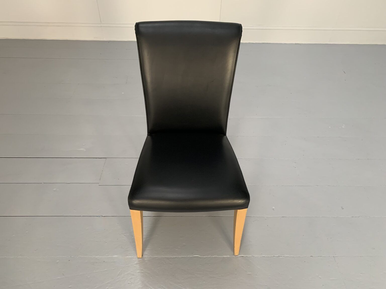 4 Poltrona Frau “Vittoria” Dining Chairs – In Black “Pelle Frau” Leather photo 1900.0