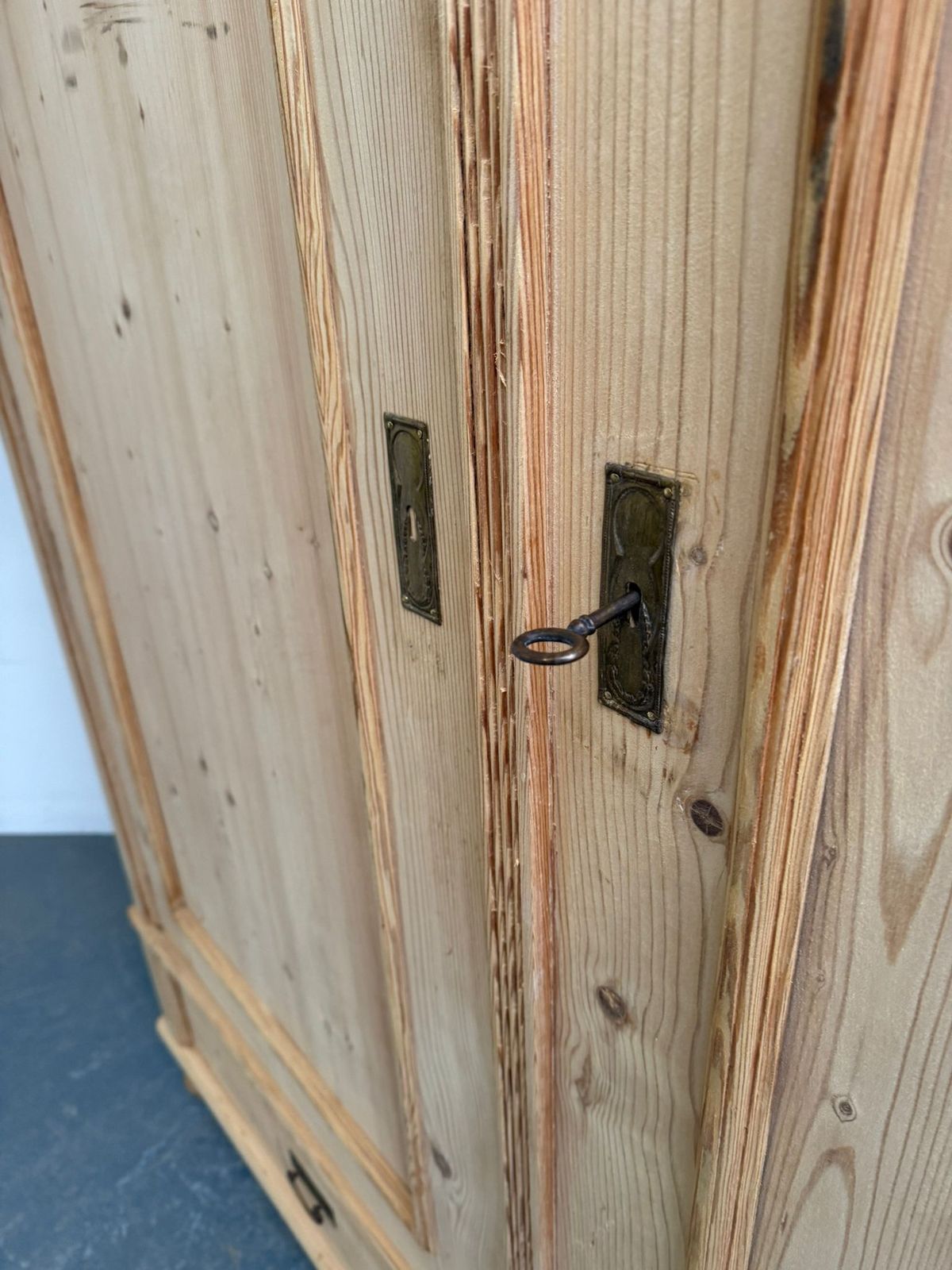 A Cute Victorian Pine Shelved Knockdown Wardrobe To Wax/Paint photo 1295.0
