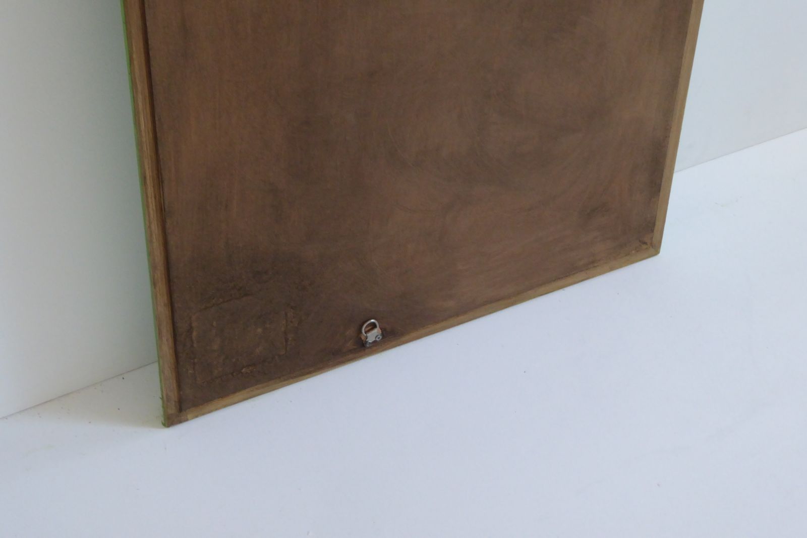 photo vinterior Antique Wall Mount Beveled Mirror With Painted Oak Frame