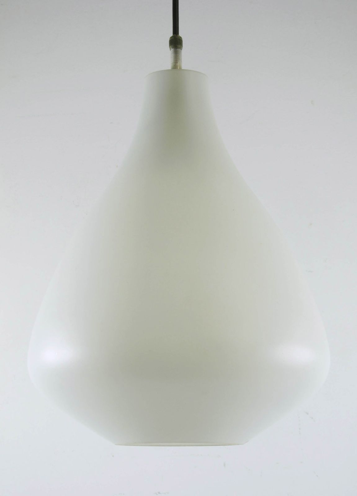 Lisa Johansson Pape Vintage Opaalglaze Hanglamp photo furniture