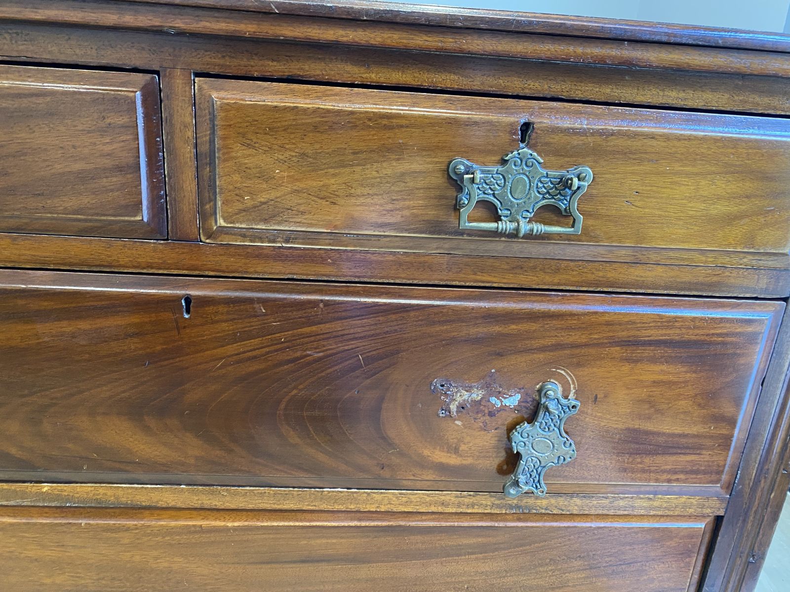 English Georgian Style Mahogany Hand Crafted Chest Of Drawers, Late 19th/Early 20th Century, photo buy