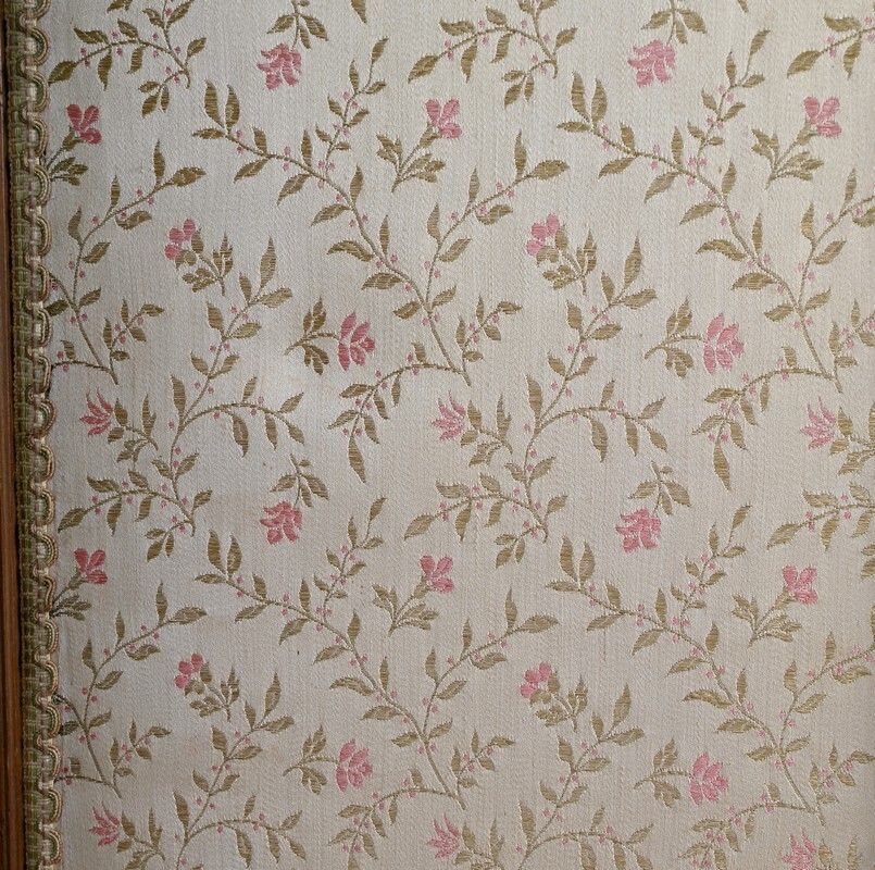 2320.0 Walnut Screen, Louis XVI Style – Early 20th Century photo