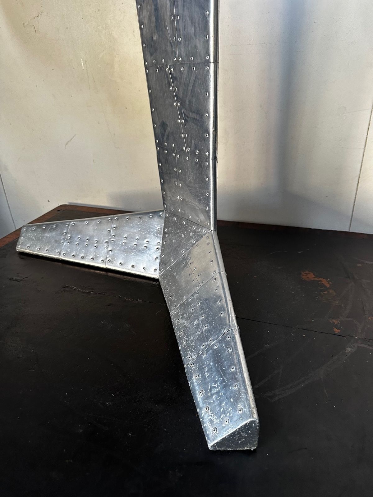Aviator Retro Hotel Table photo Furniture