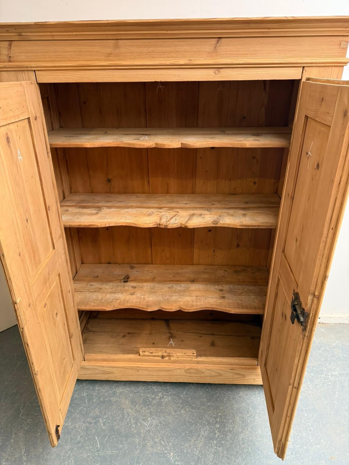 An Amazing Georgian Pine Linen Knockdown Wardrobe To Wax/Paint photo furniture
