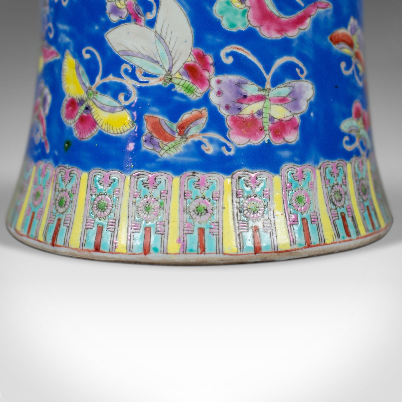 Oriental Flower Vase, Decorative, Ceramic, Butterflies, 20th Century photo vinterior