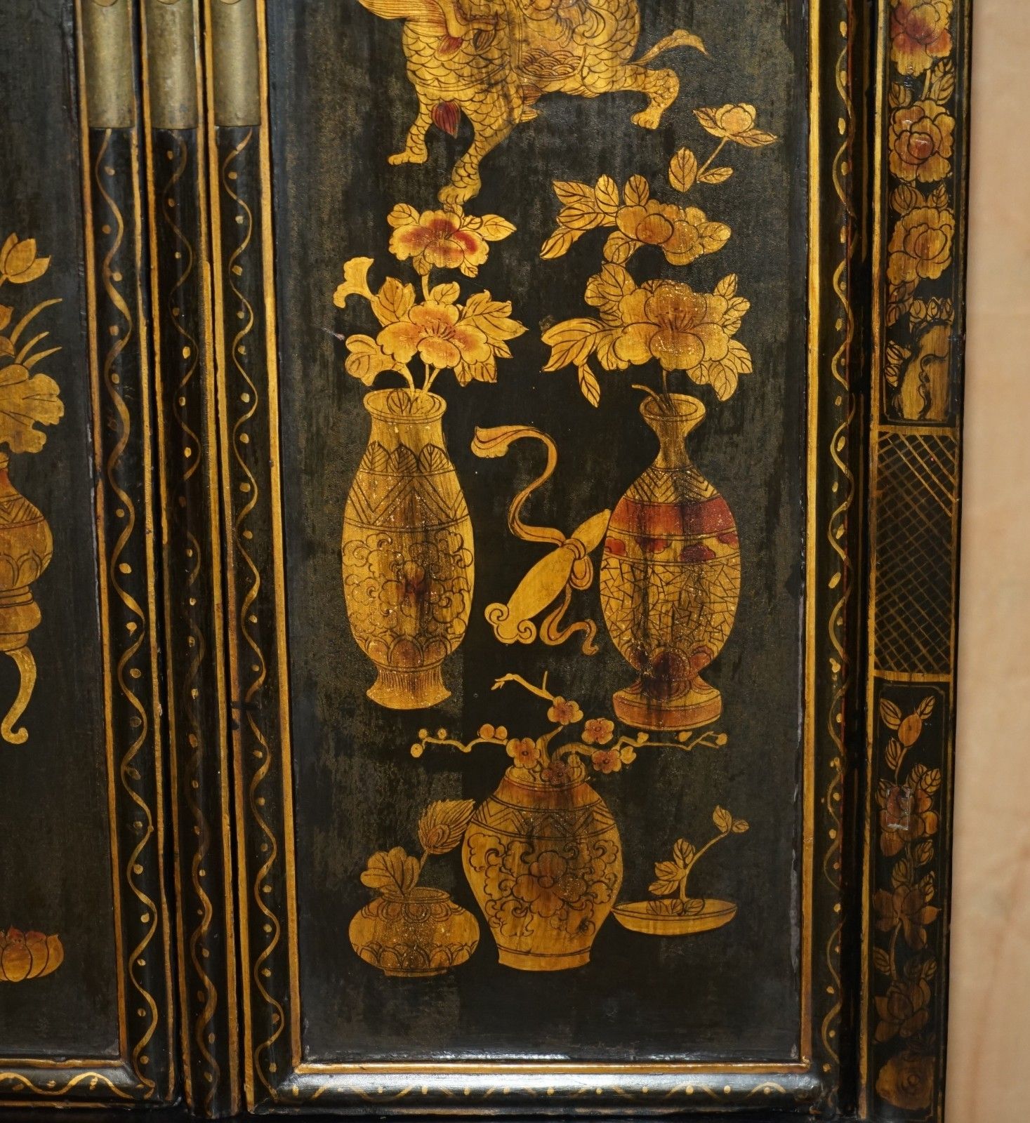 photo vinterior Chinese Export Chinoiserie Circa 1920 Painted Lacquered Wedding Cabinet Wardrobe