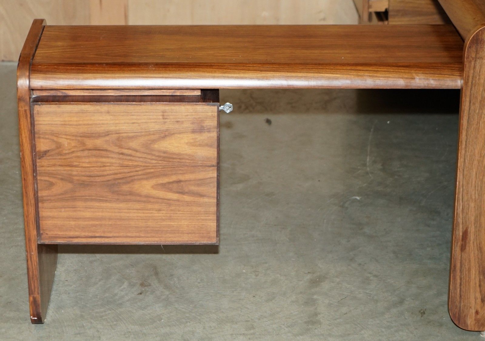 photo vintage Danish Mid Century Modern Brazilian Wood Office Right Corner Desk Part Of Suite