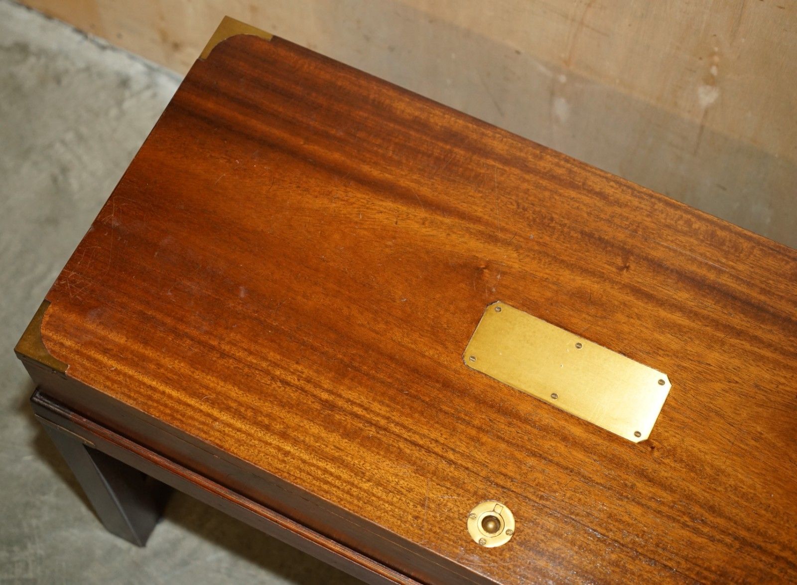 Royal Warrant Military Campaign Dynatron Hfc 65 Record Player Radio Coffee Table photo 1950.0