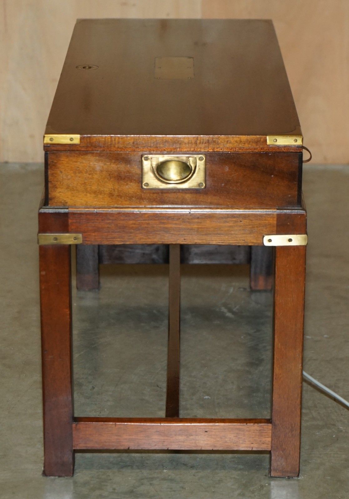 Furniture Royal Warrant Military Campaign Dynatron Hfc 65 Record Player Radio Coffee Table photo