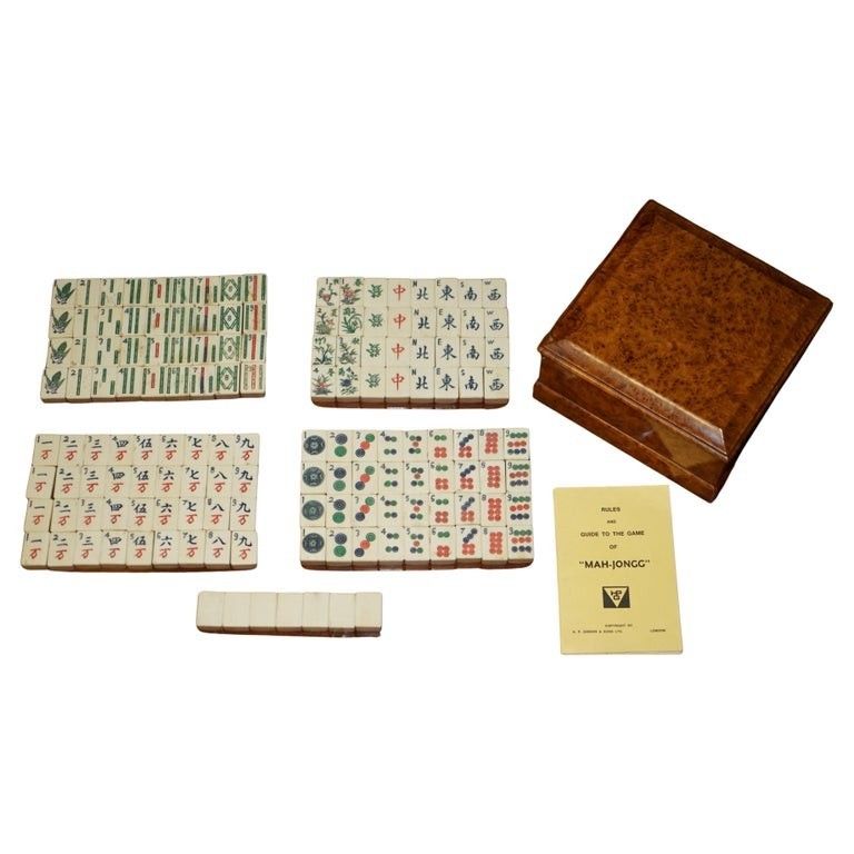 Antique Circa 1920 Chinese Mahjong Set + Counters In Original Amboyna Wood Case