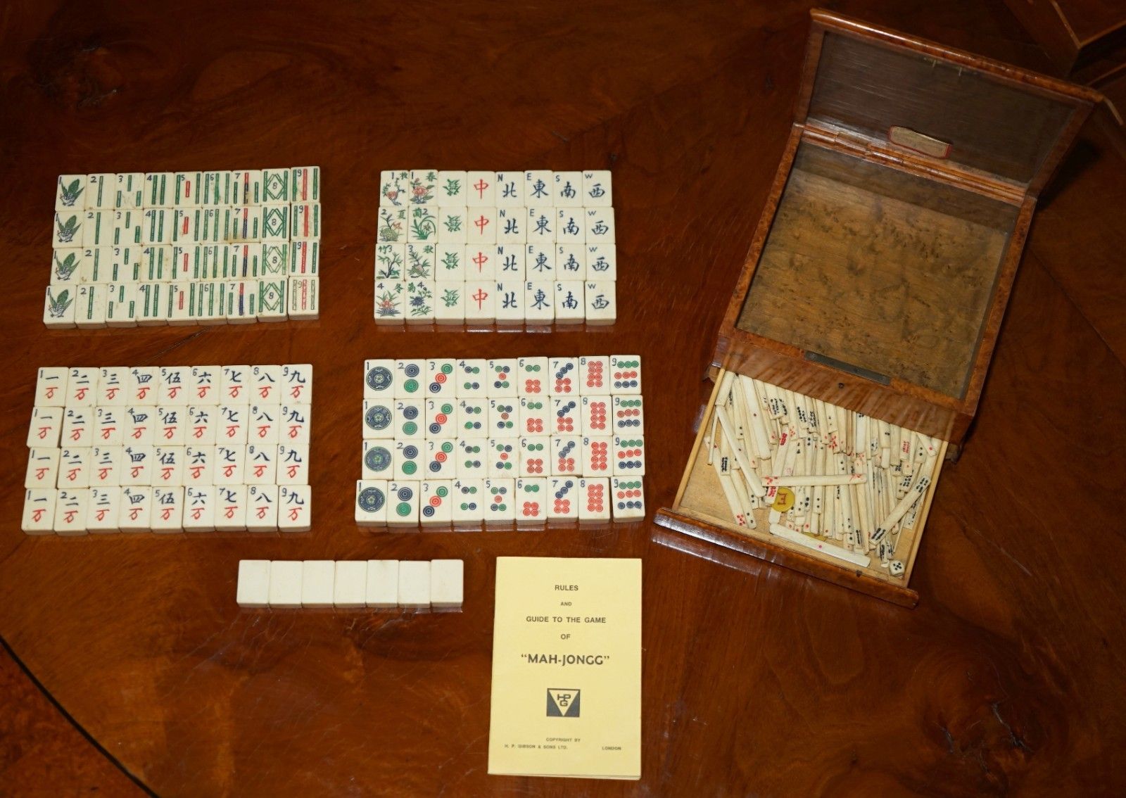 photo buy Antique Circa 1920 Chinese Mahjong Set + Counters In Original Amboyna Wood Case