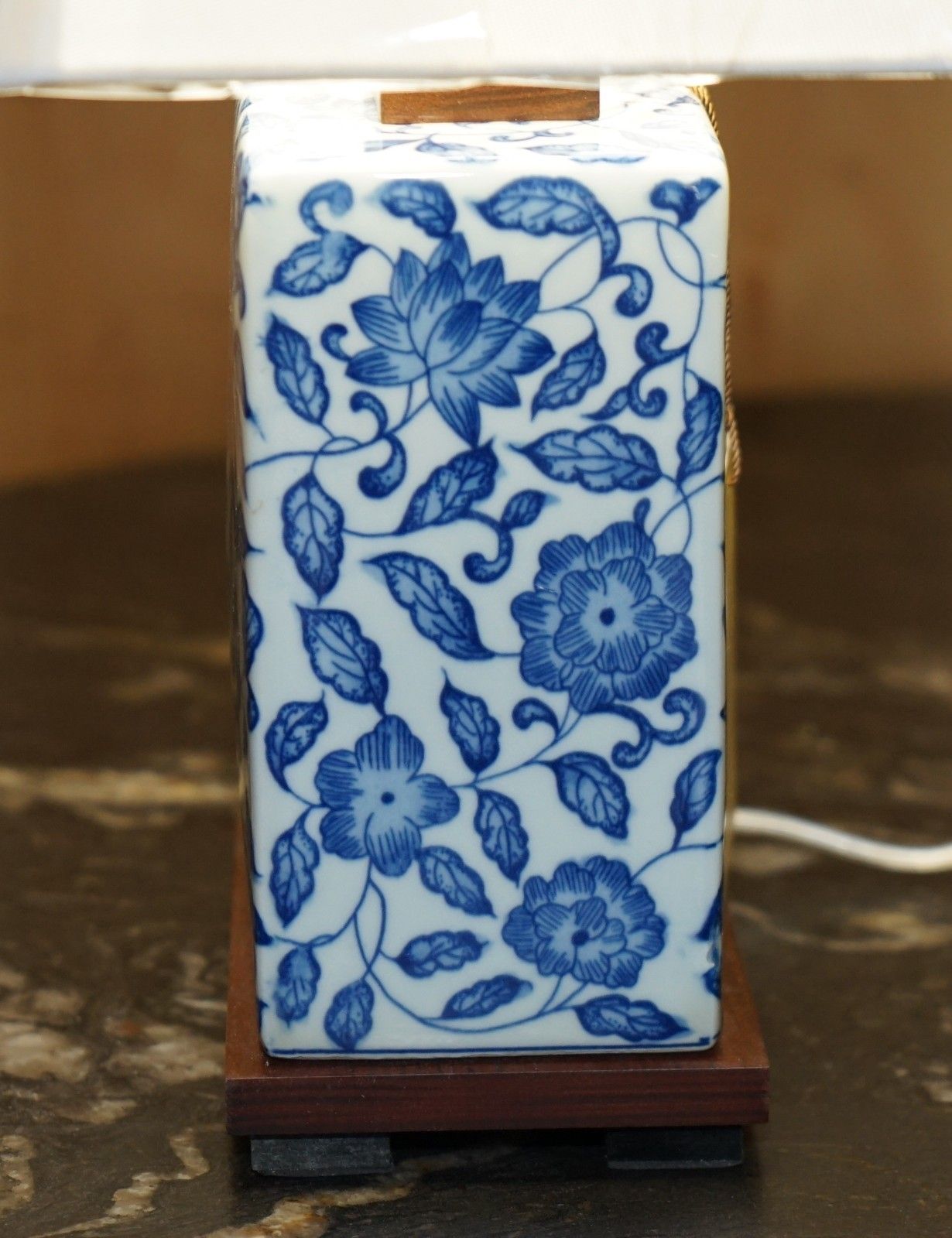1 Of 2 Brand New Ralph Lauren Porcelain Cobalt Vineyard Table Lamps photo buy