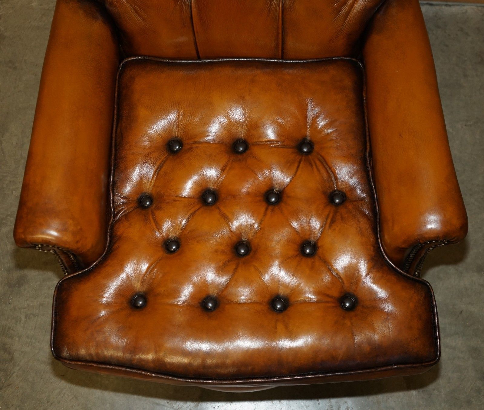 Super Rare Howard & Son's Fully Restored Chesterfield Brown Leather Armchair photo vinterior
