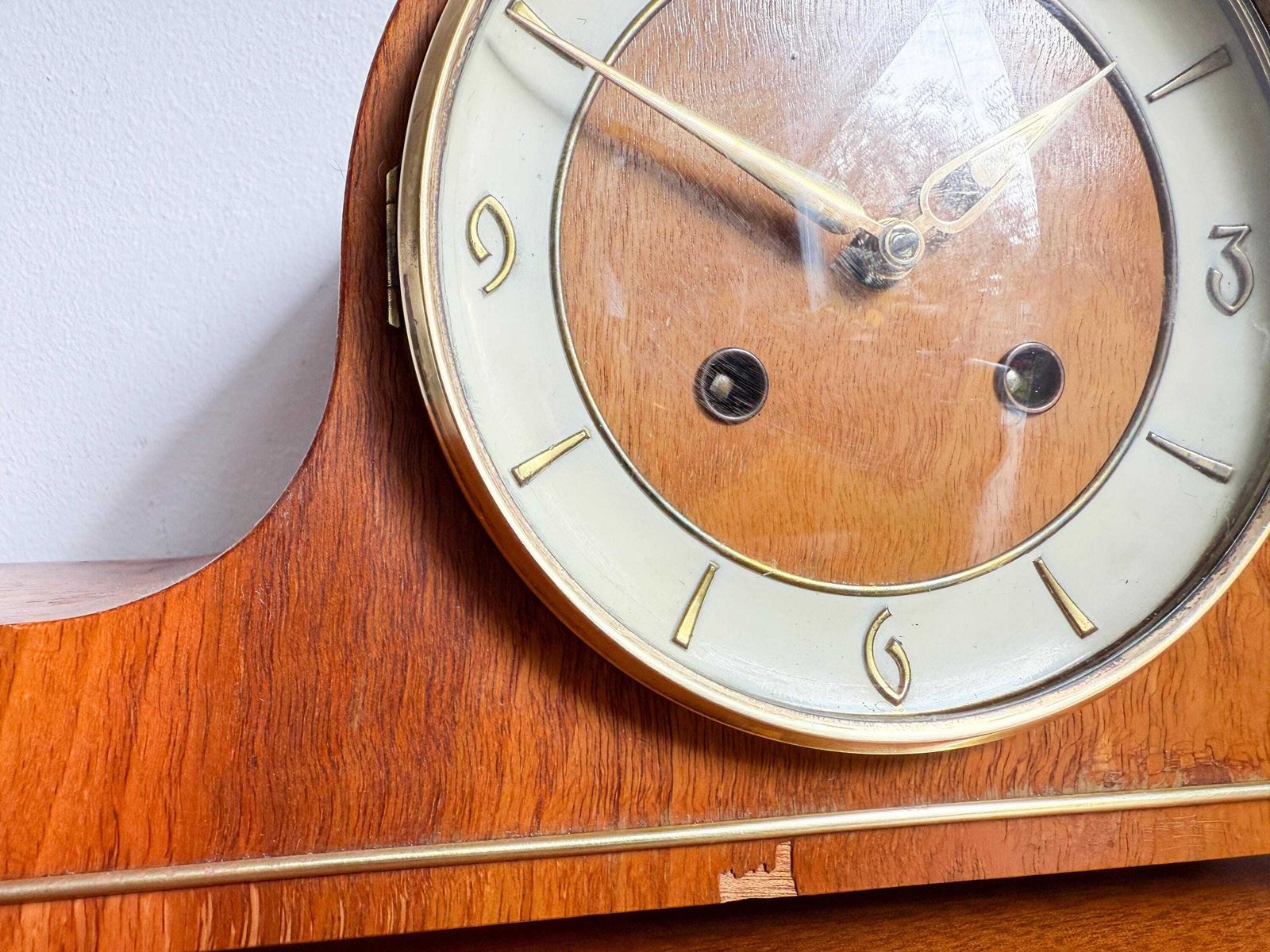 161.0 Vintage Junghans Tafel /Schouwklok | Jaren 1950 | Mid Century | Duitsland photo