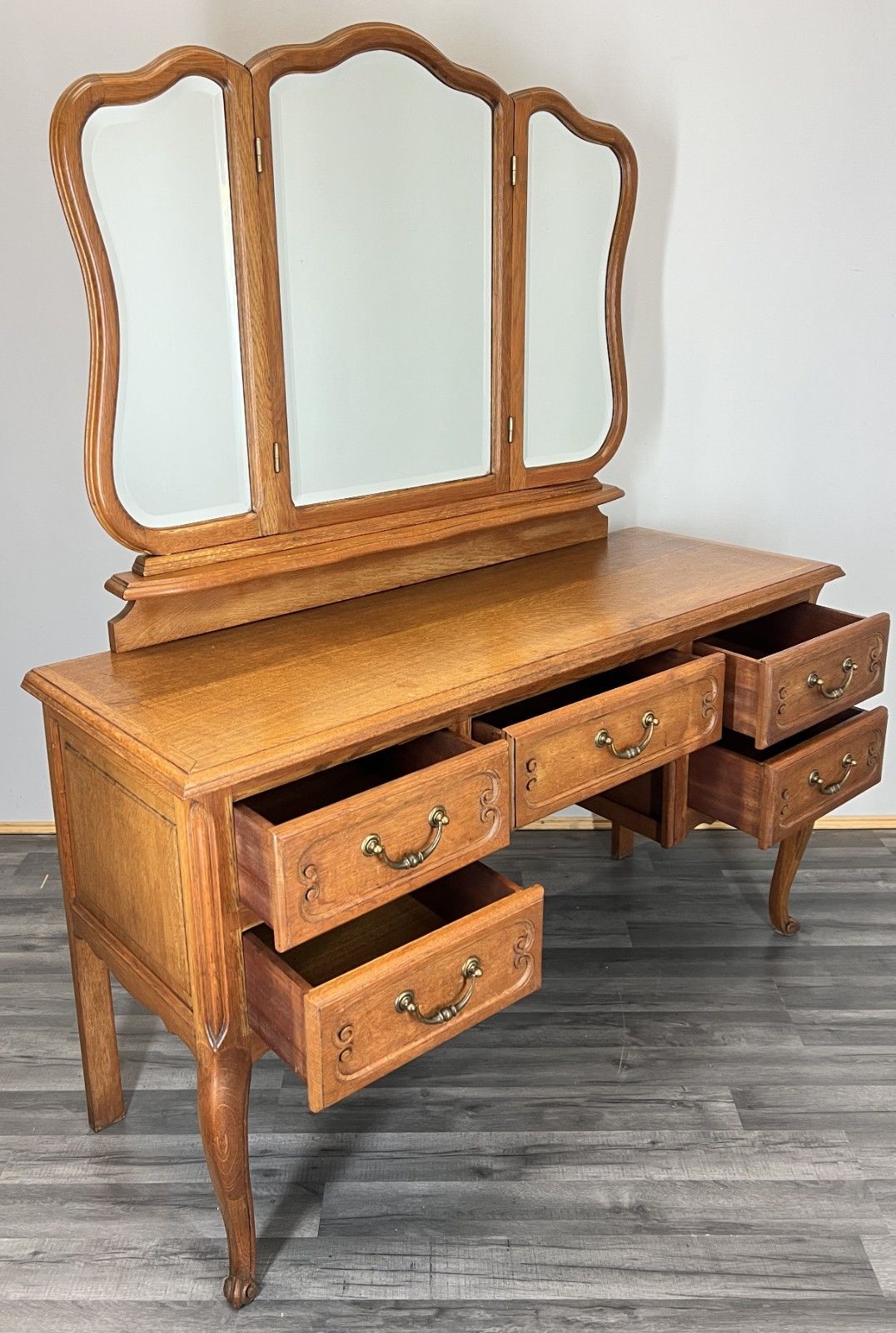 Furniture Vintage Dressing Table With Mirror French Oak Louis Vanity Table Makeup Lot 4517 photo