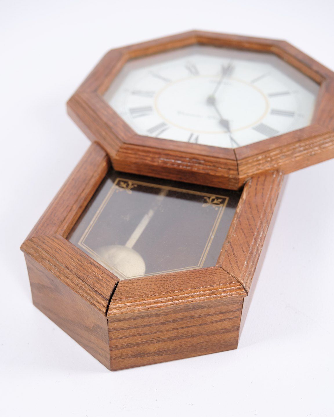 photo furniture Antique Wall Clock   Seiko   Westminster Whittington   Oak   1940