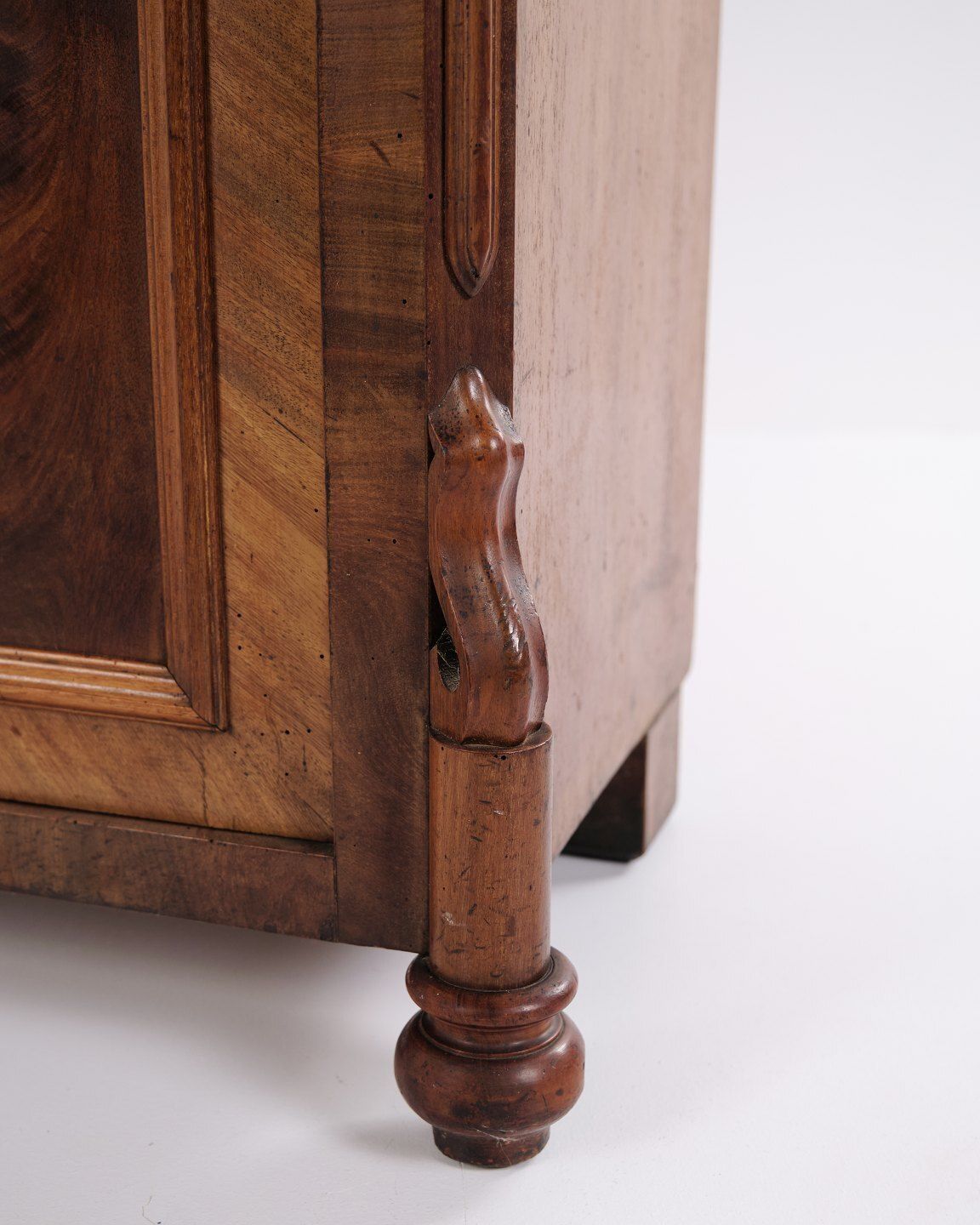 Cabinet   Mahogany   Antique   Carvings   Doors & Shelves   1880s photo vintage
