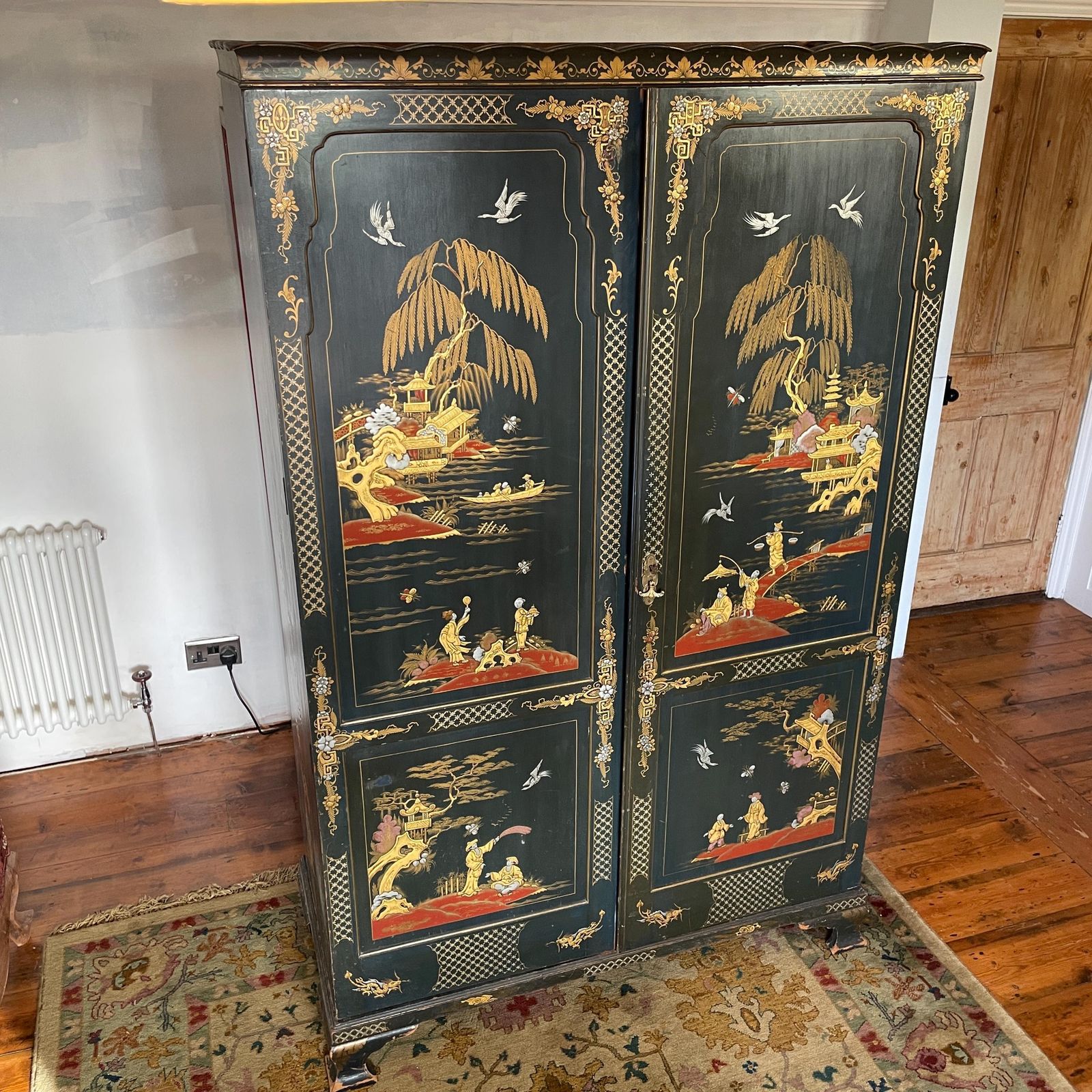 Oriental Lacquer Wardrobe Vintage Double Cabinet Painted Chinoiserie Blue Asian Bedroom Hand Decorated Gold Red Furniture Figures Scenes photo vinterior