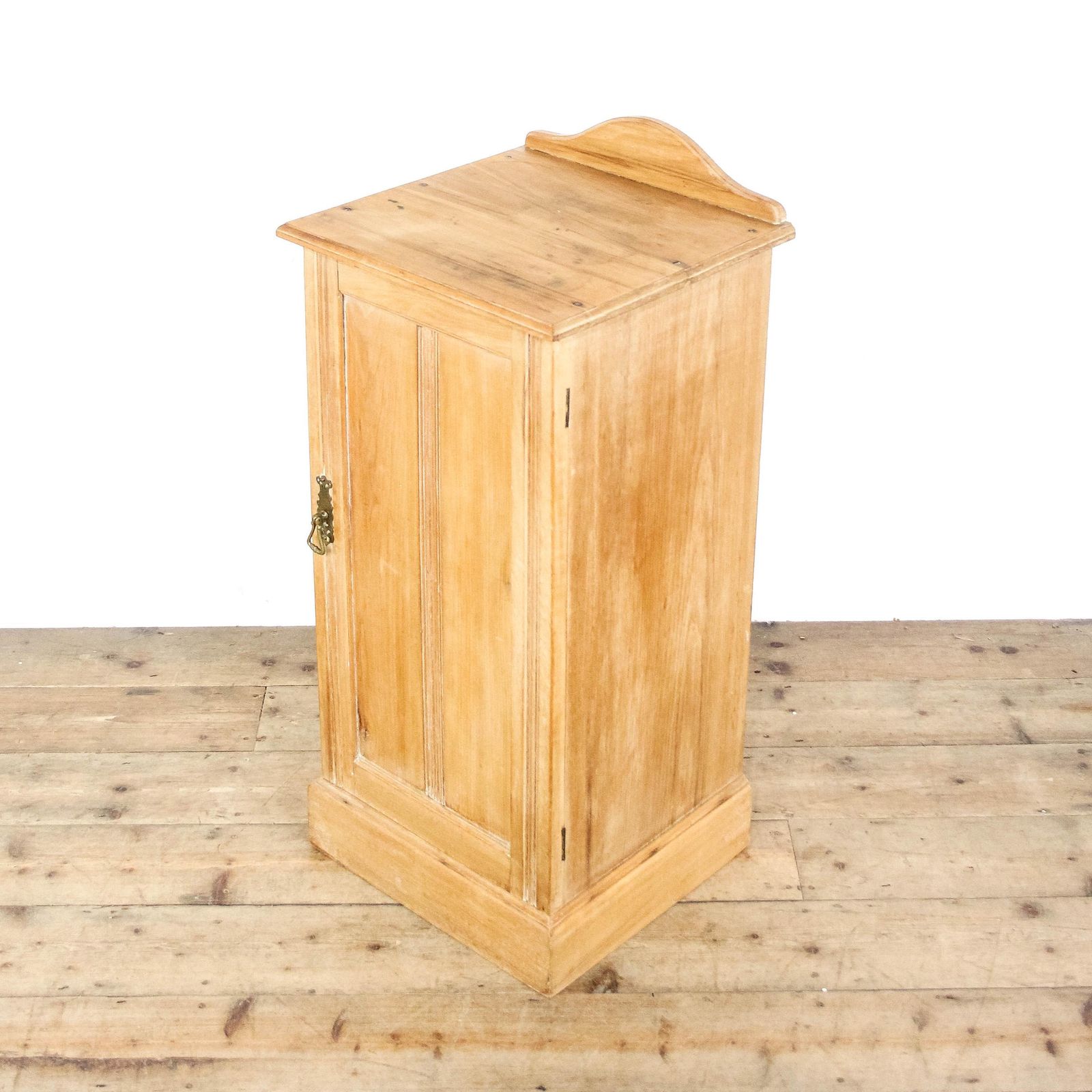 Antique Pine Side Cupboard Or Pot Cupboard | Antique Storage | Pine Drawers | Bedroom Furniture | Pine Furniture (M 6458) photo Furniture