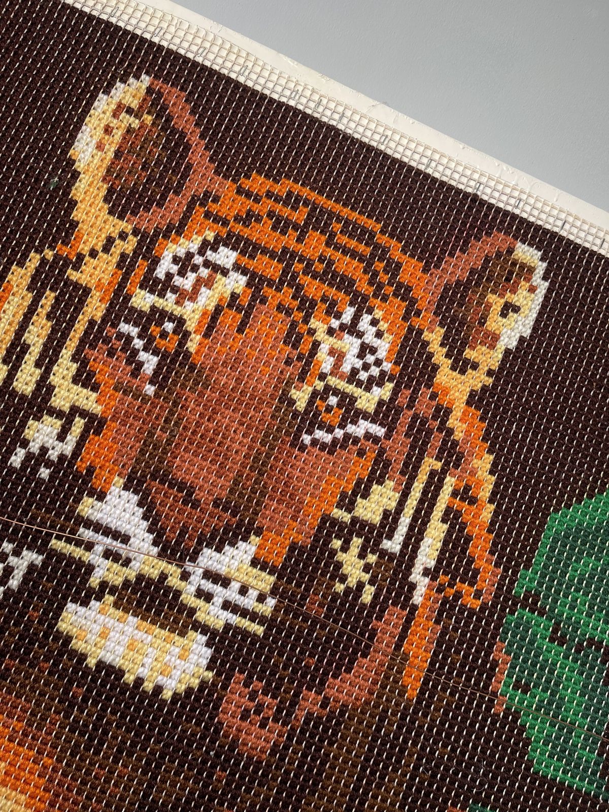 Huge Vintage Stunning Framed Tiger Latch Hook Rug Tapestry Embroidery Art Work photo buy