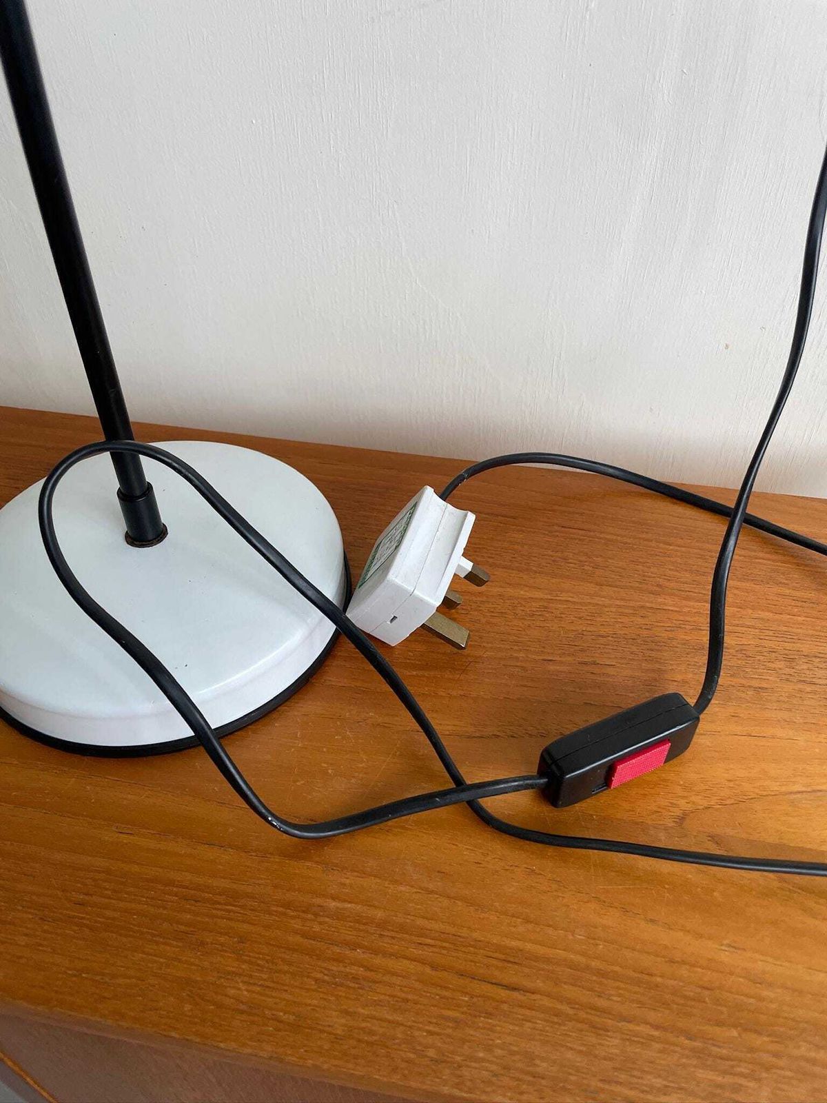 photo for sale Vintage 80s Italian Veneta Lumi Nuova Task Desk Modernist Table Lamp Black White
