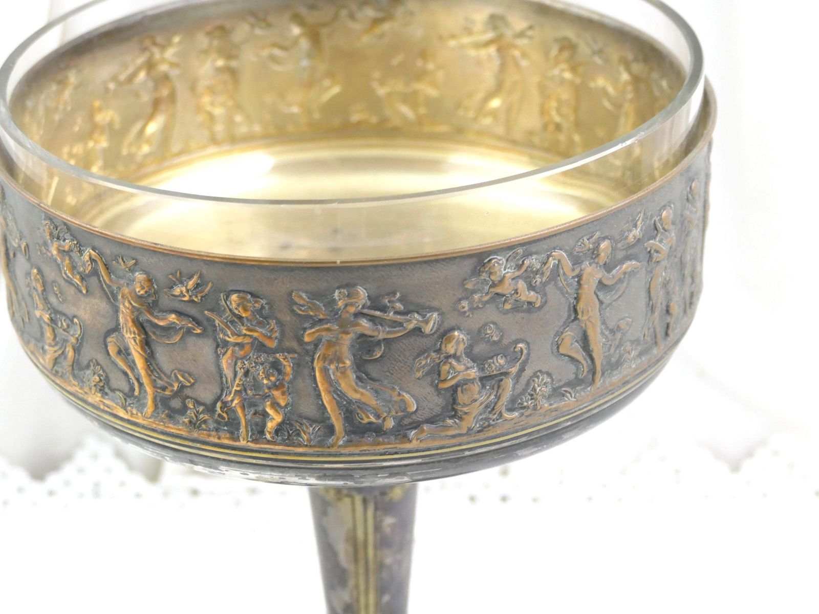 photo furniture Antique French Worn Silver Plated Pedestal Fruit Bowl With Embossed Classical Scene, Retro Shabby Distressed Chateau Chic Table Center Piece