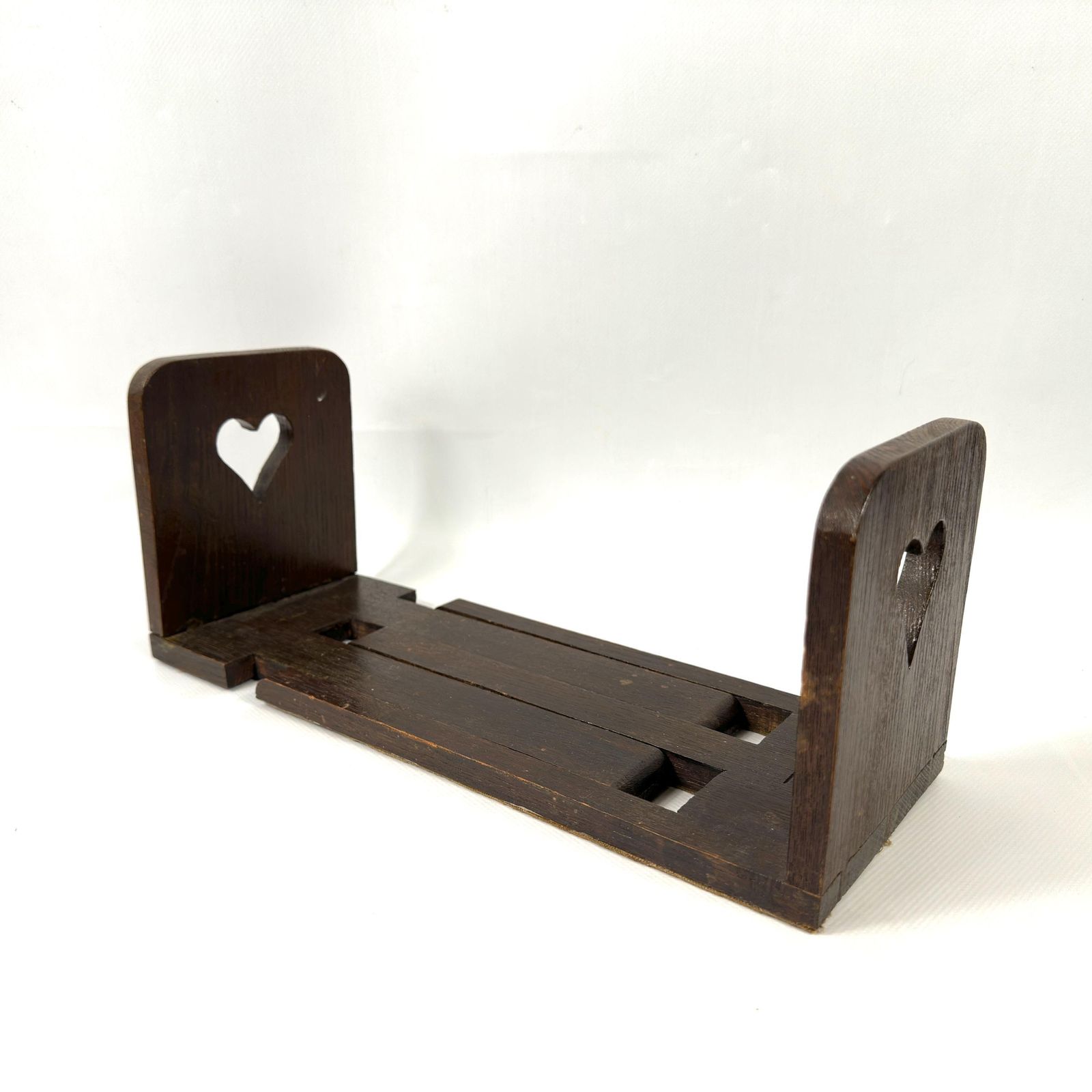 Vintage Wooden Book Holder – Arts & Crafts Expandable Shelf, Heart Cut Out photo vinterior