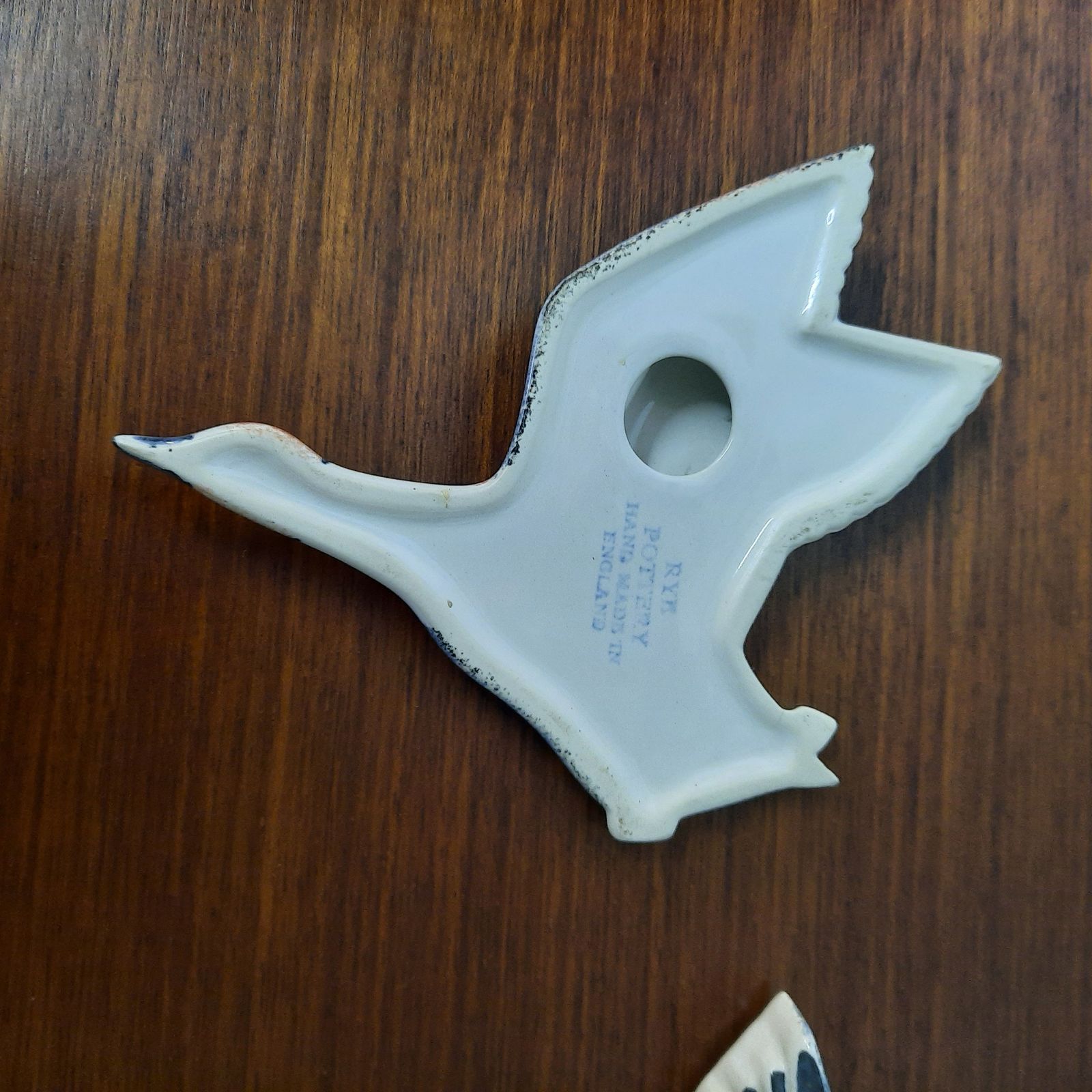 Set Of 3 Graduated Flying Duck Wall Plaques   Rye Pottery   Hand Made In England   1980s photo vinterior