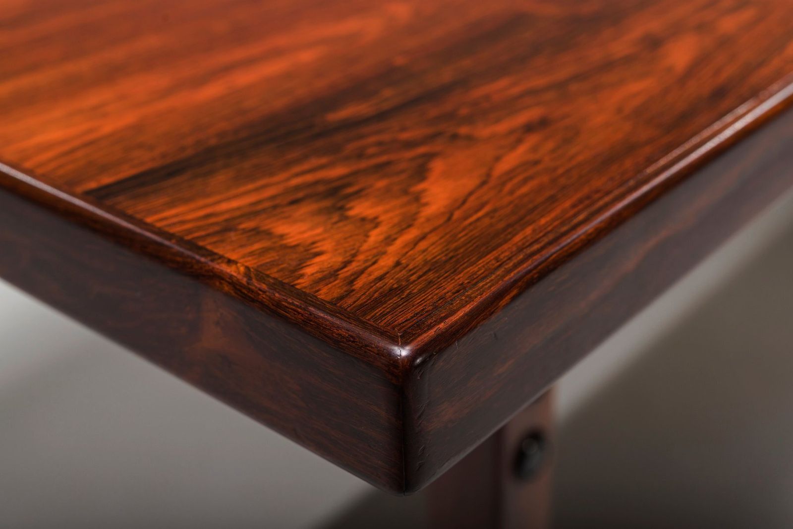 Itamaraty Desk By Sergio Rodrigues For Oca 1960s photo vintage