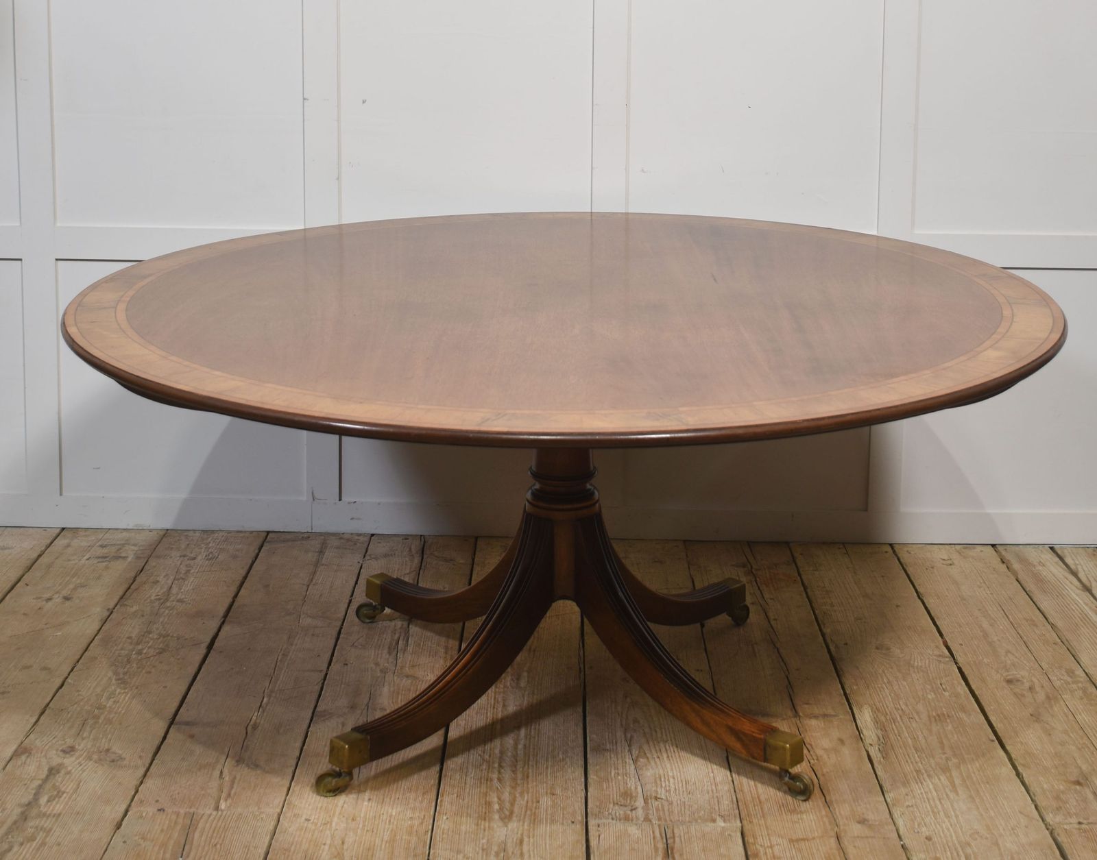 Elegant Georgian Style Mahogany Pedestal Dining Table photo buy