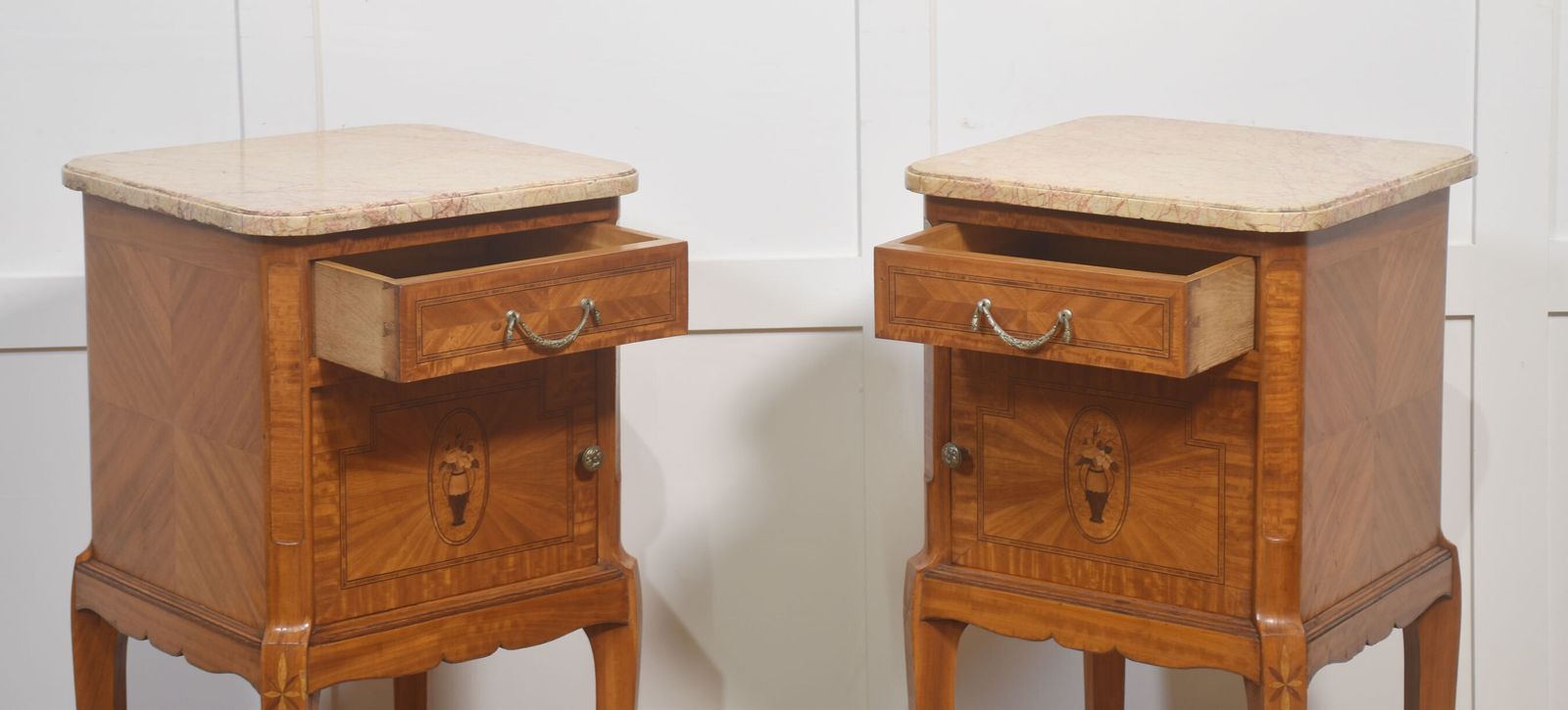 Pair Of French Satinwood Bedside Cabinets photo Furniture