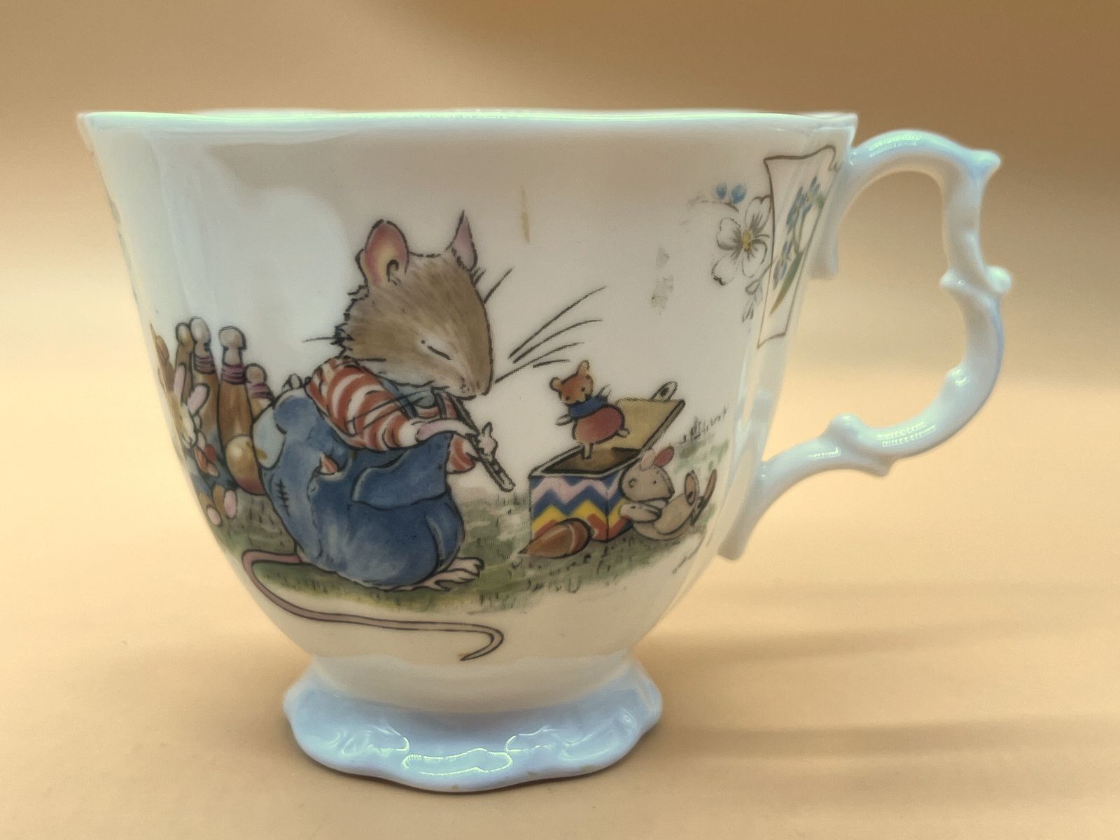 95.0 Royal Doulton China Jill Barklem Brambly Hedge The Birthday Full Size Tea Cup, Saucer & Plate Trio. photo
