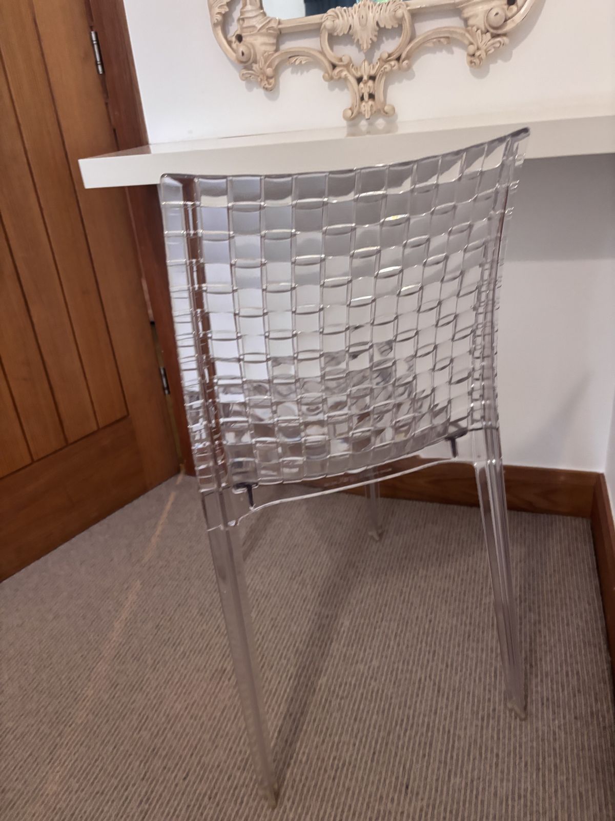 Kartell Ami Ami Tokujin Yoshioka Transparent Ghost Dining/Dressing Table Chair. Rrp£195+ photo vintage