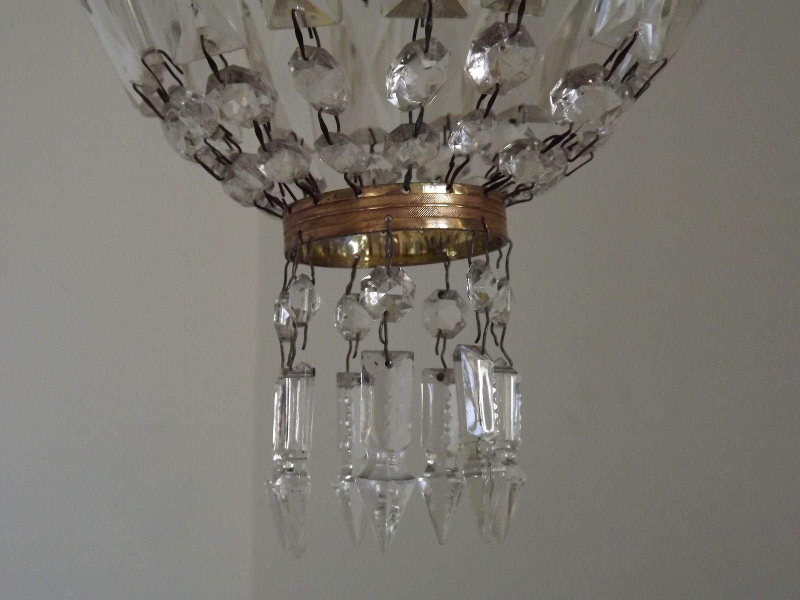 Lustre Montgolfier à une lumière en bronze et cristal, de style Empire français, années 1960 photo buy
