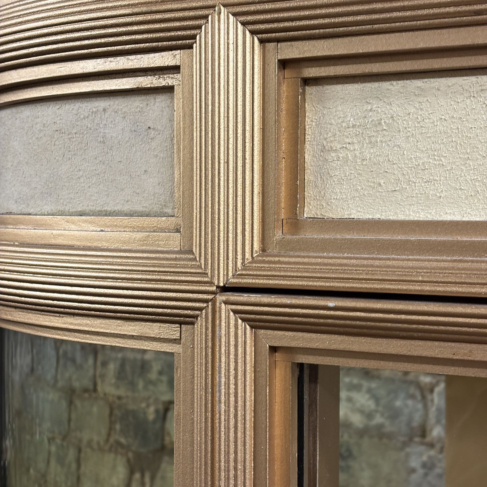 1970s Bowed Shop Display Cabinet photo vinterior