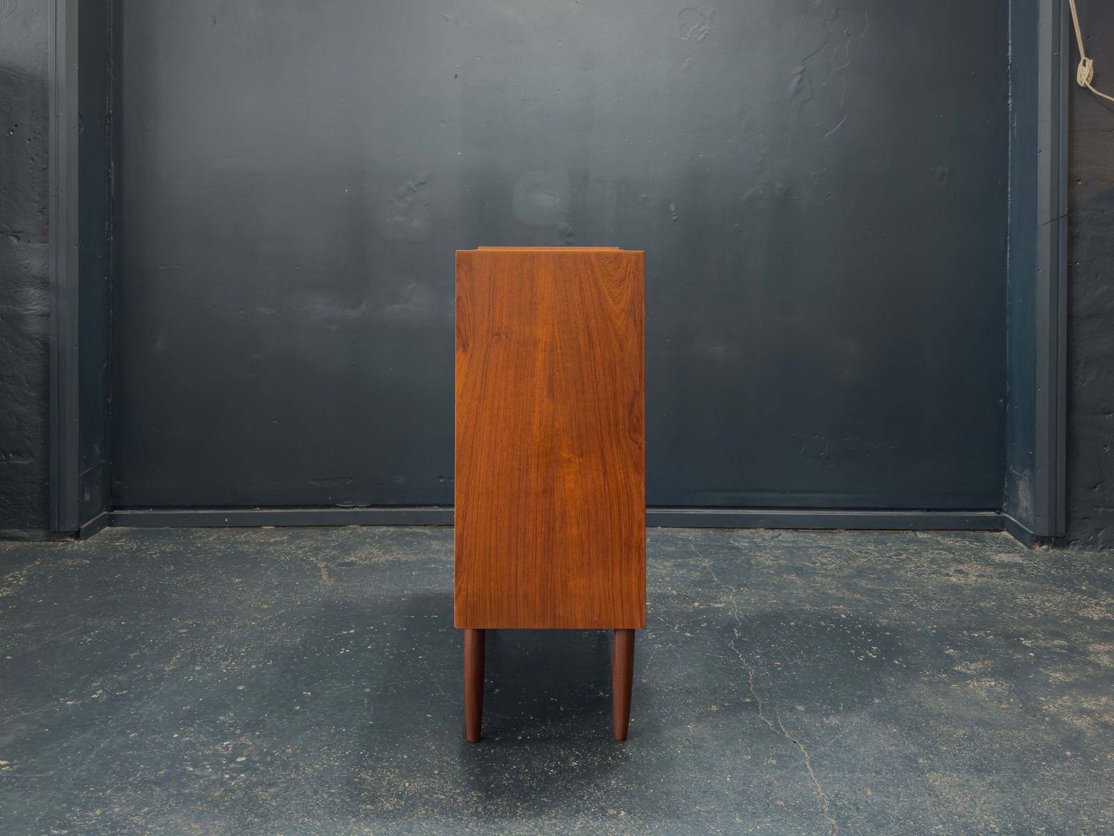 Teak Chest Of Drawers With Rectangular Handles photo 1000.0