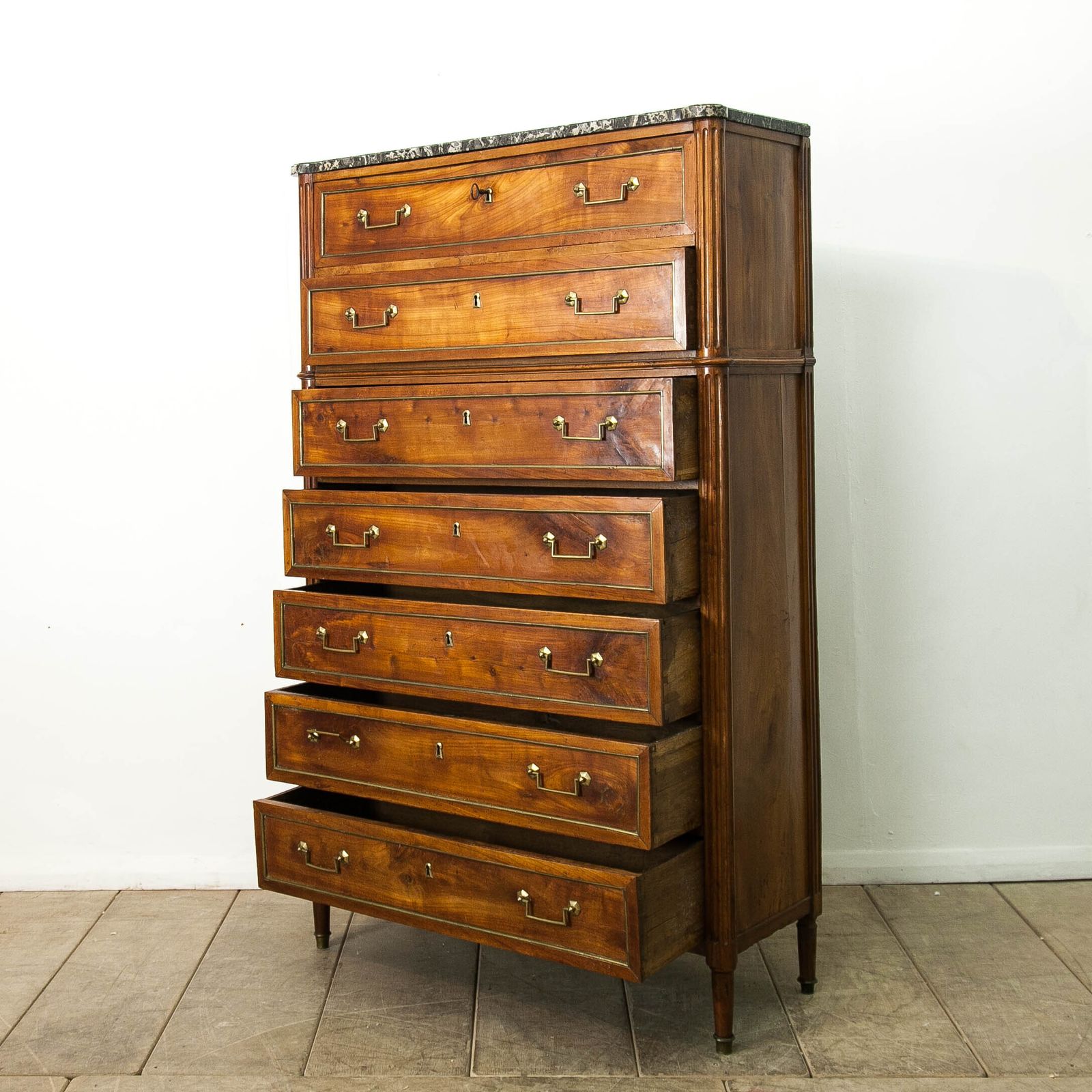 Chest Of Drawers photo Furniture