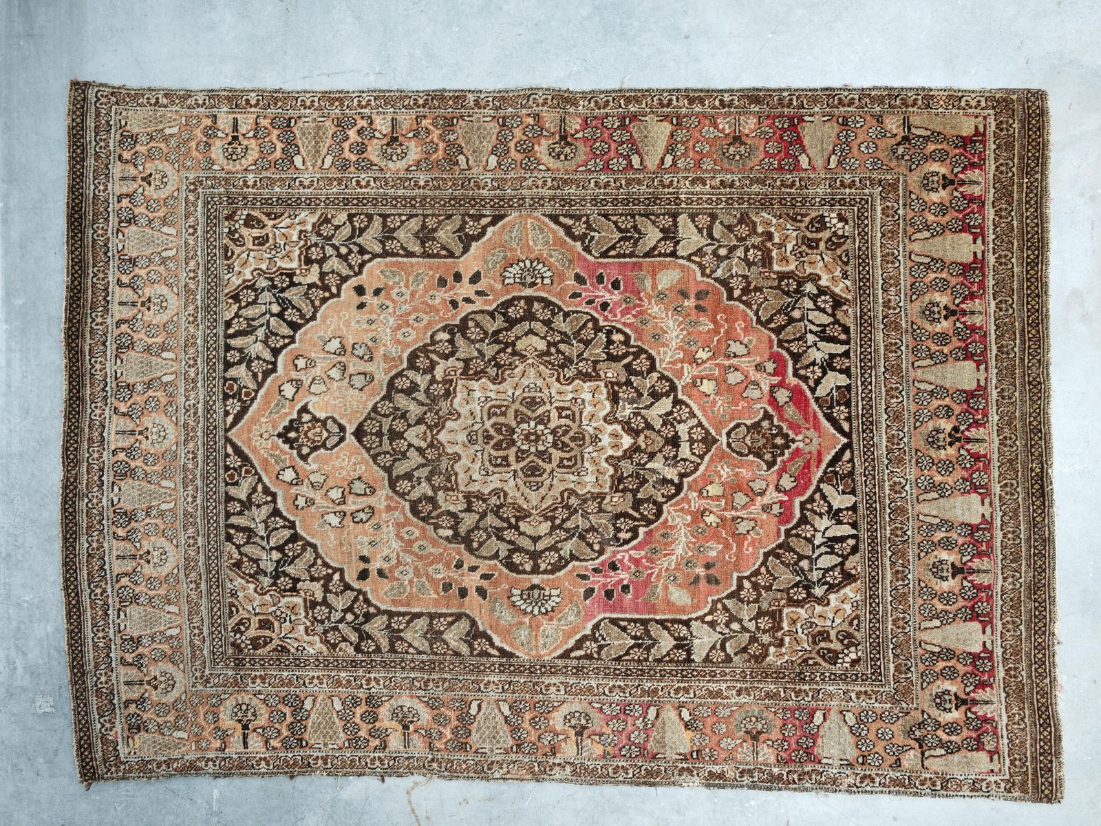 Antique Tabriz Rug In Superb Tones, 100% Wool, West Asia 1920s photo vintage
