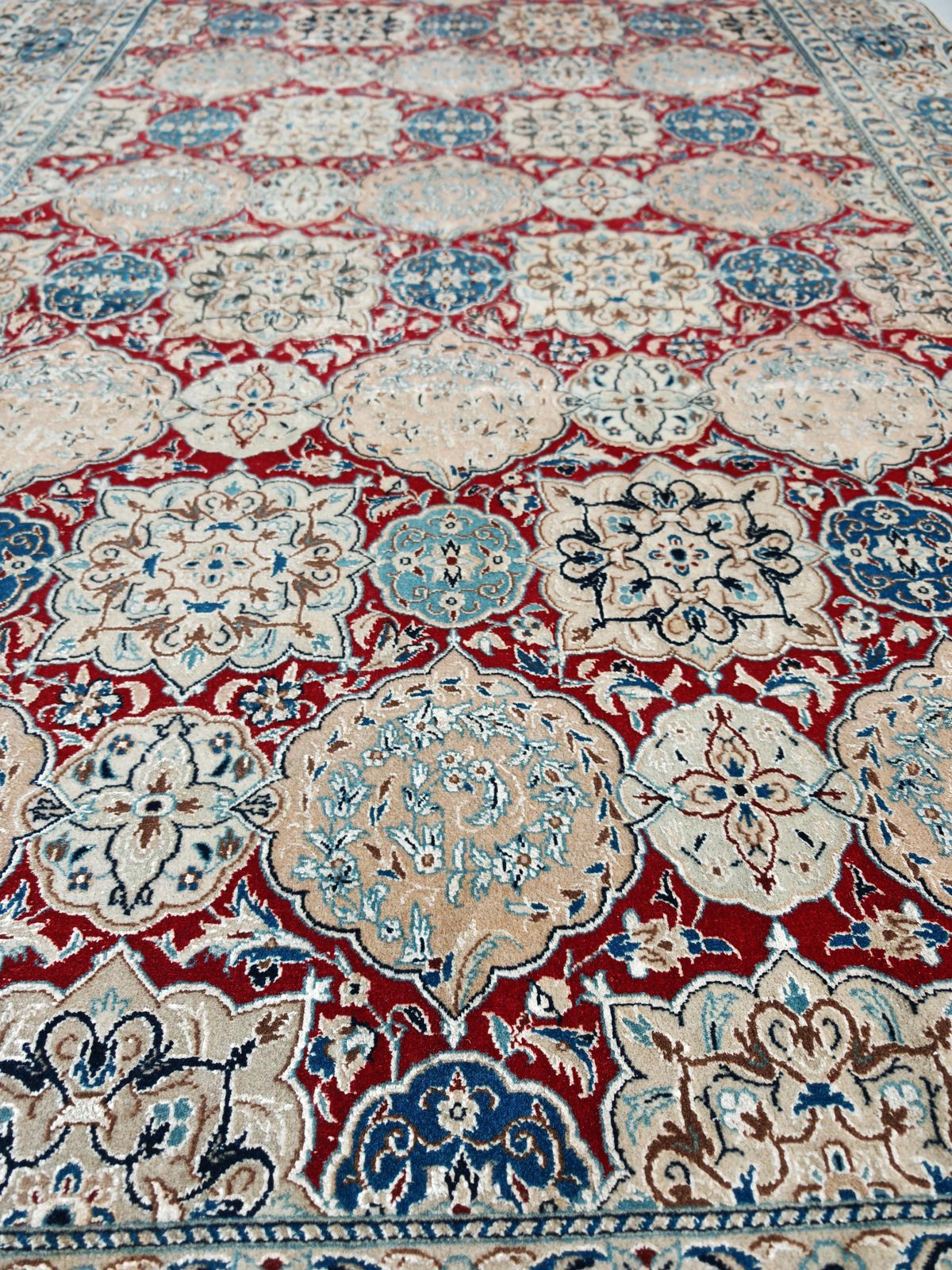 photo furniture Vintage Hand Knotted Rug In Cream, Red And Blue Wool And Silk, 1960s