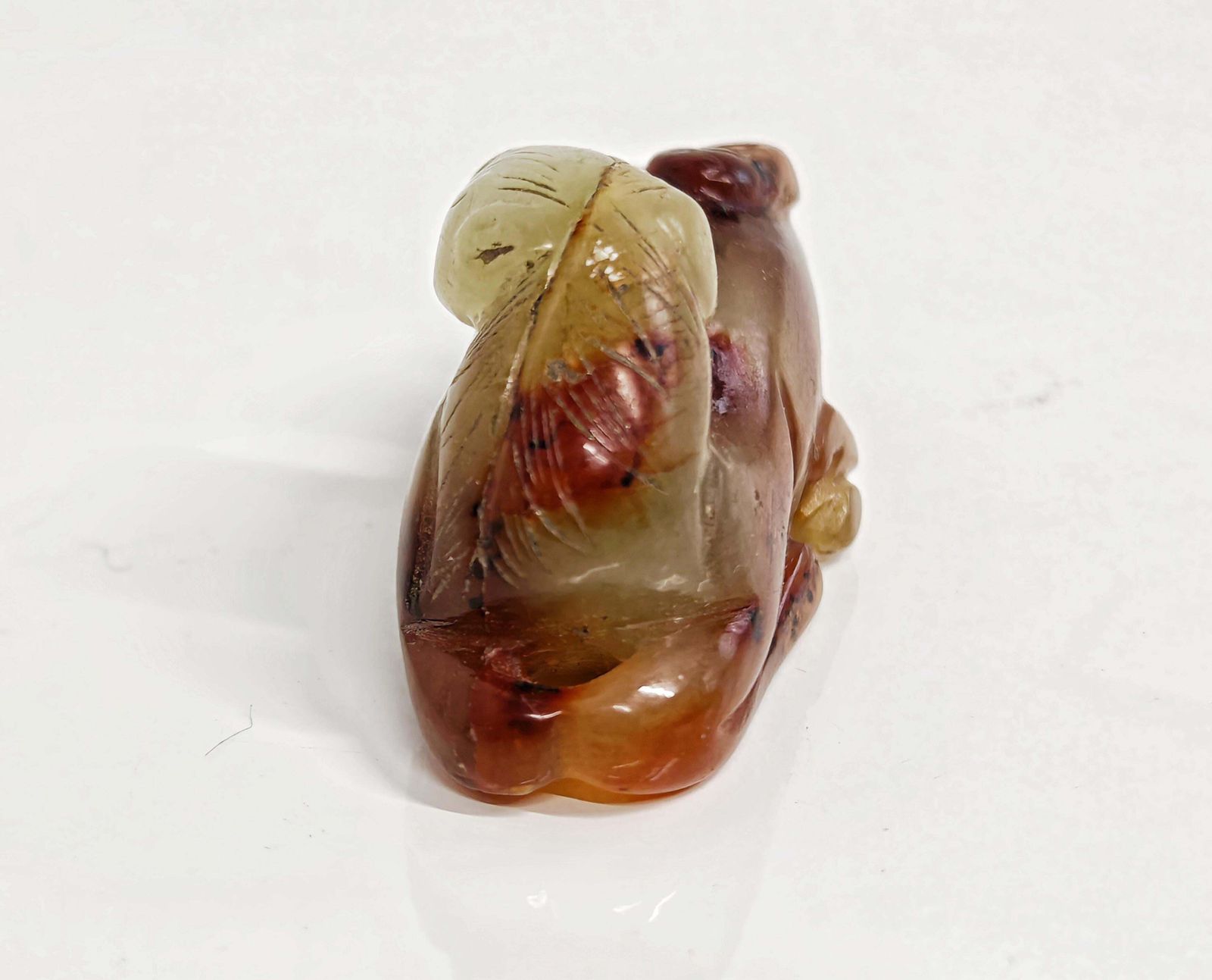 Antique Hand Carved Deer Figurine In Agate Stone, China 19th Century photo vintage