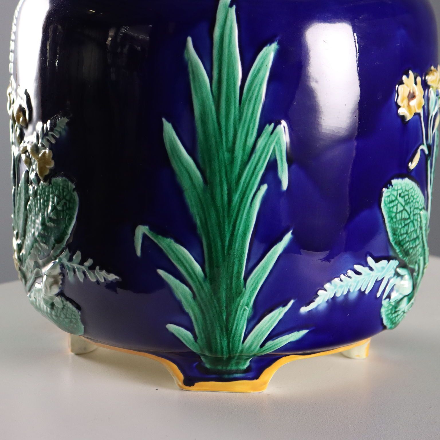 Cache Pot In Ceramica Manifattura Wedgwood photo buy