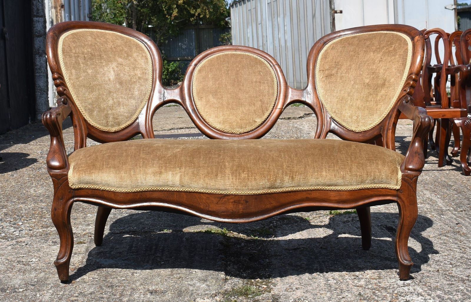 Victorian Rosewood Sofa photo furniture