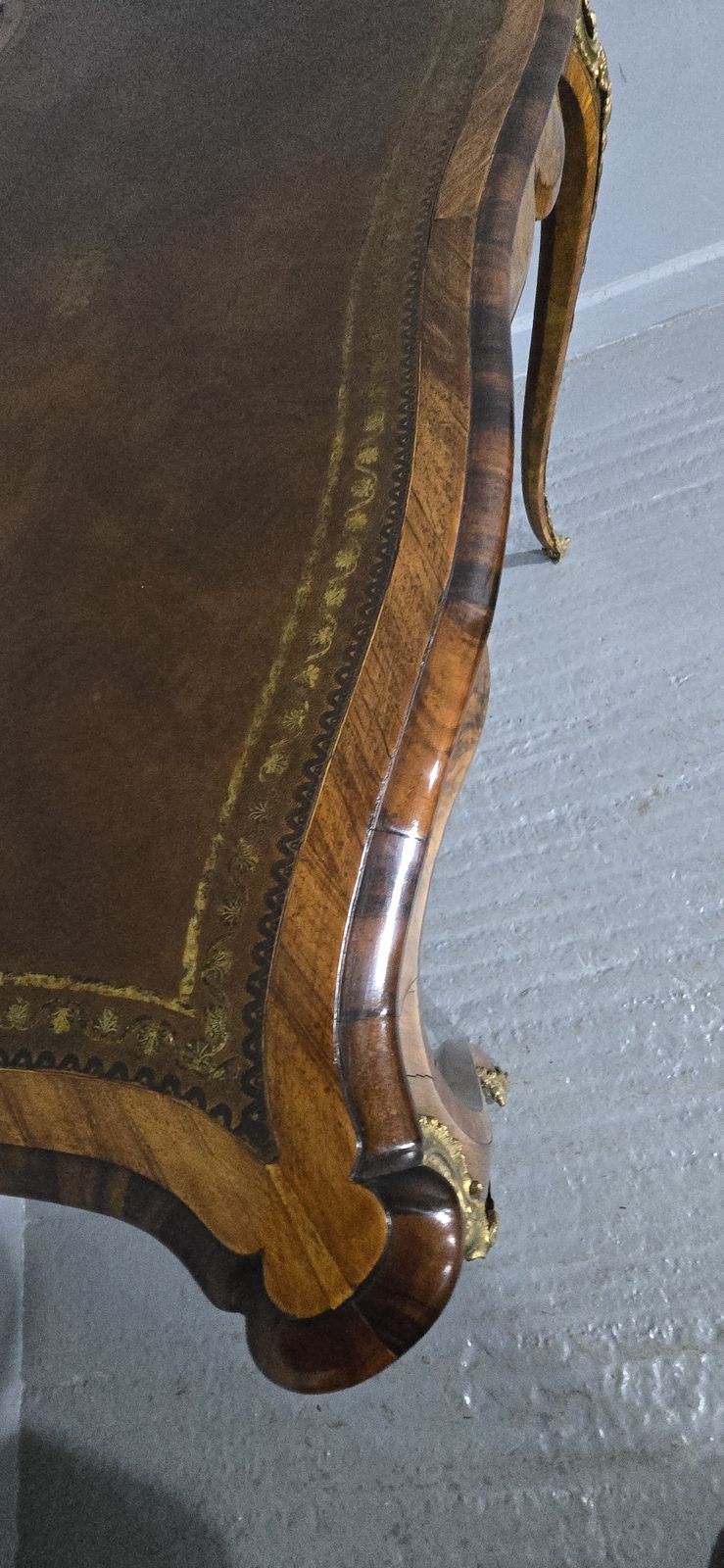 Fine French Burr Walnut Bureau Platt Desk photo 1295.0