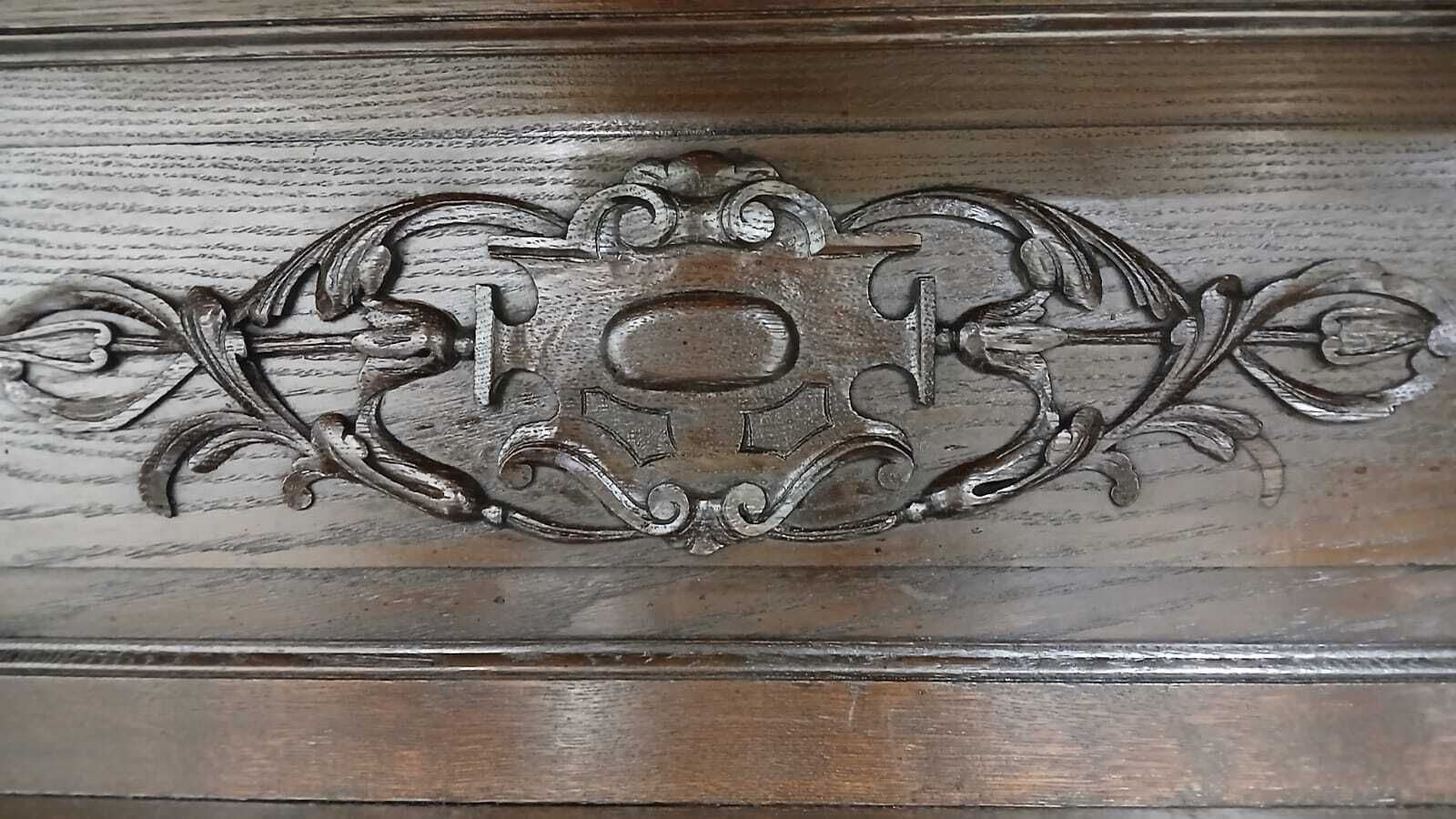 Antique Oak Carved French Renaissance Hunters Sideboard photo vinterior