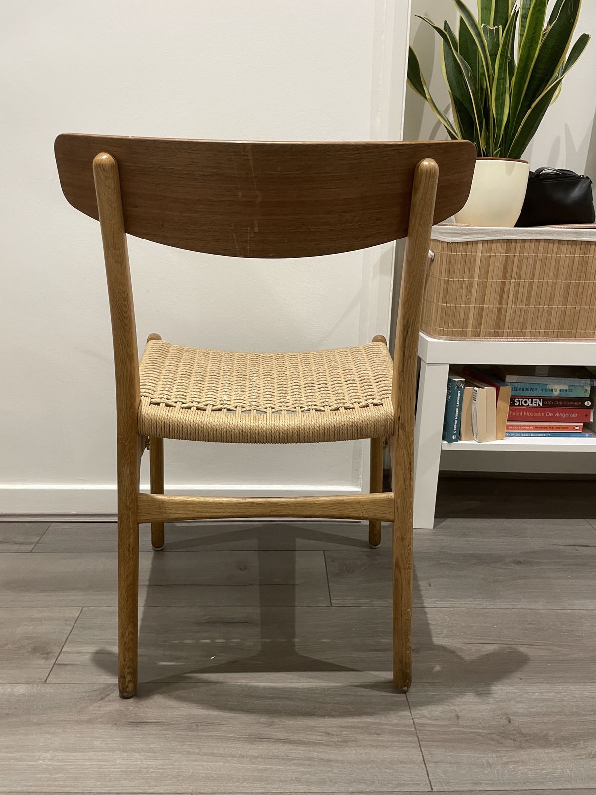 photo furniture Hans Wegner For Carl Hansen Dining Chairs X4.  Mid Century/Danish/Vintage