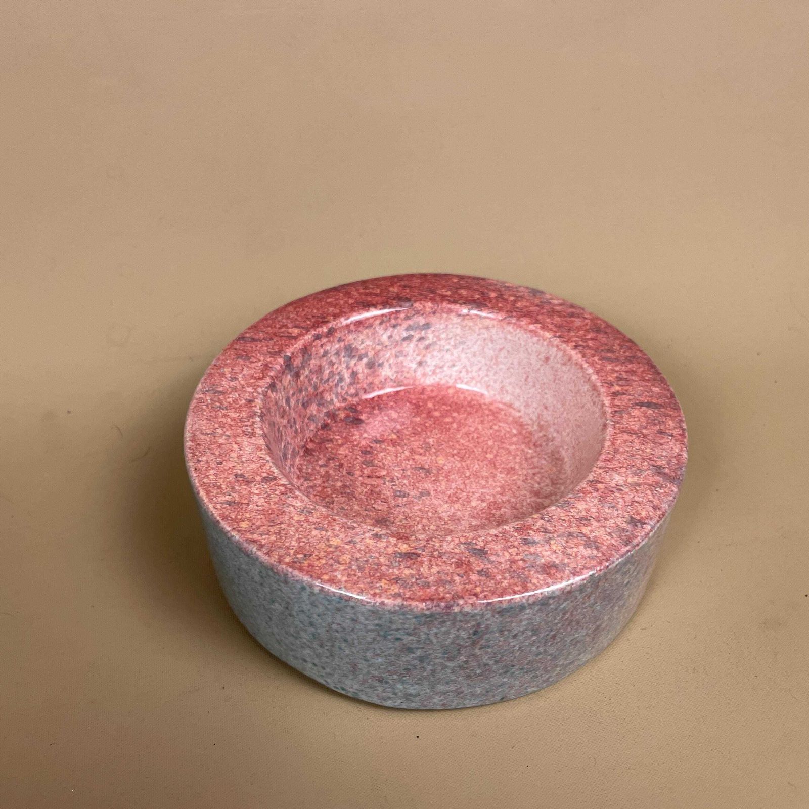 photo furniture Large Ceramic Egg Sculpture Pink Raku Style Glazed Art Ornament With Stand Modern Studio Pottery Egg Decor Pastel Home Accent Contemporary