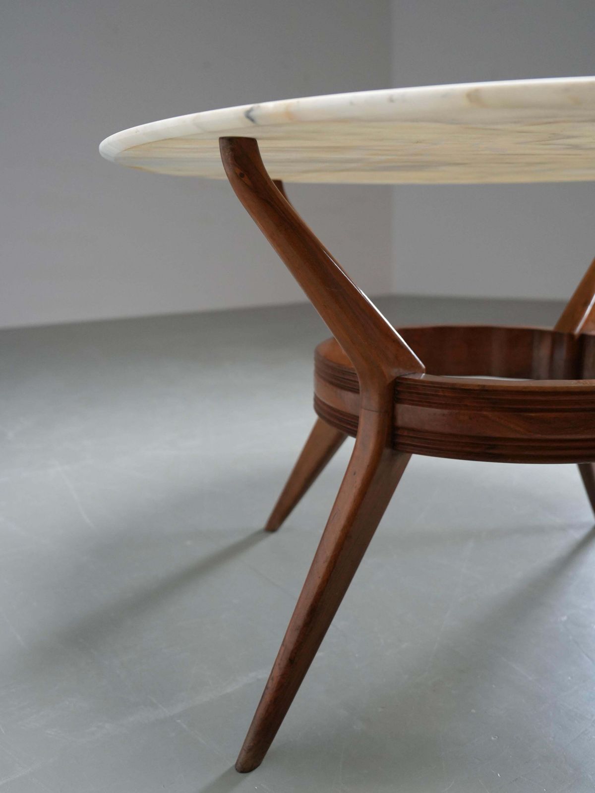 Round Dining Room Table In Walnut And Marble By Ariberto Colombo, Italy, 1950's photo buy