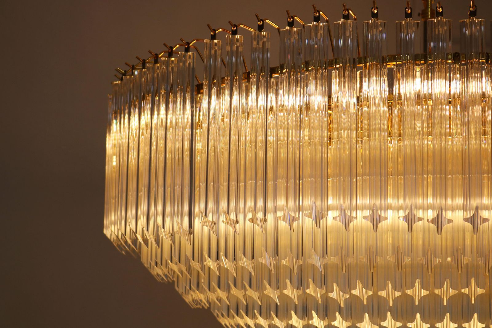 Monumental Murano Quadriedri Chandelier Venini 1980 Regency Italian Glass Brass photo furniture