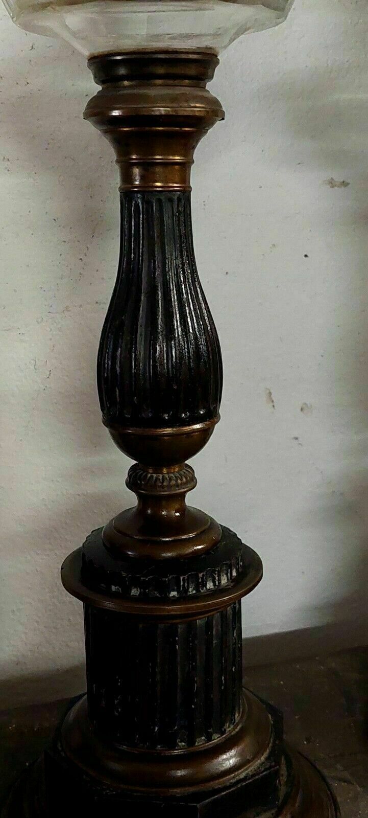 Pair Of Antique Oil Lamps In Metal 19th Century Glass Empire Style photo vinterior