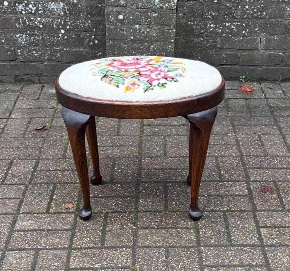 Vintage Circa 1950s Queen Anne Tapestry Footstool With Floral Needlepoint And Dark Oak Frame